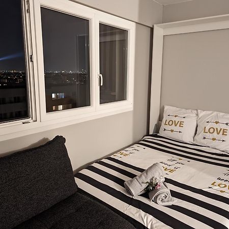 Charming Studio With Eiffel View París Exterior foto