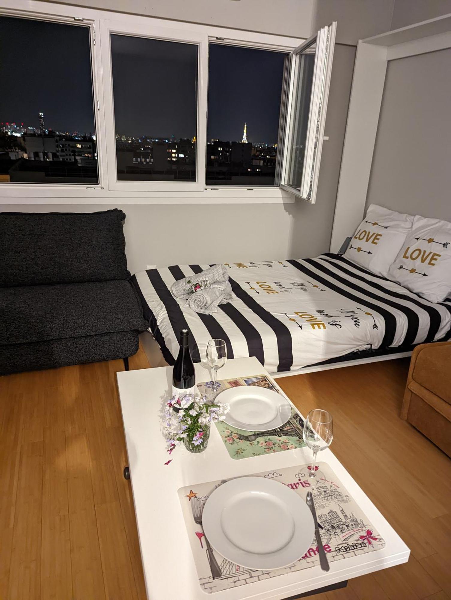 Charming Studio With Eiffel View París Exterior foto